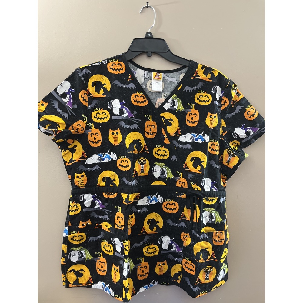 Peanuts Snoopy Halloween Scrub Top XL Pumpkins Owls Bats Black Orange